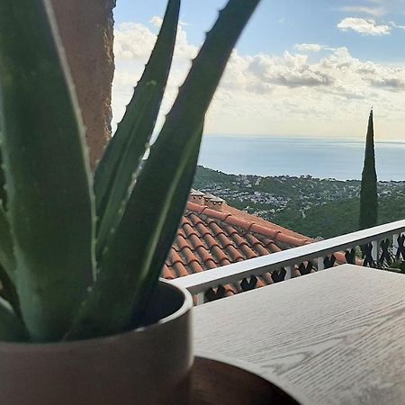 Apartmán Le Celia Cavalaire-sur-Mer Exteriér fotografie
